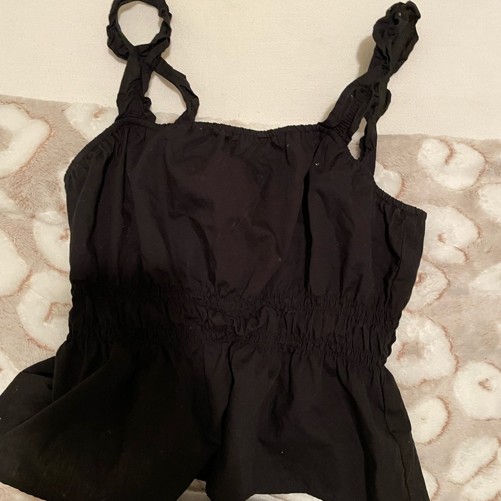 Black H&M cropped tank top size small